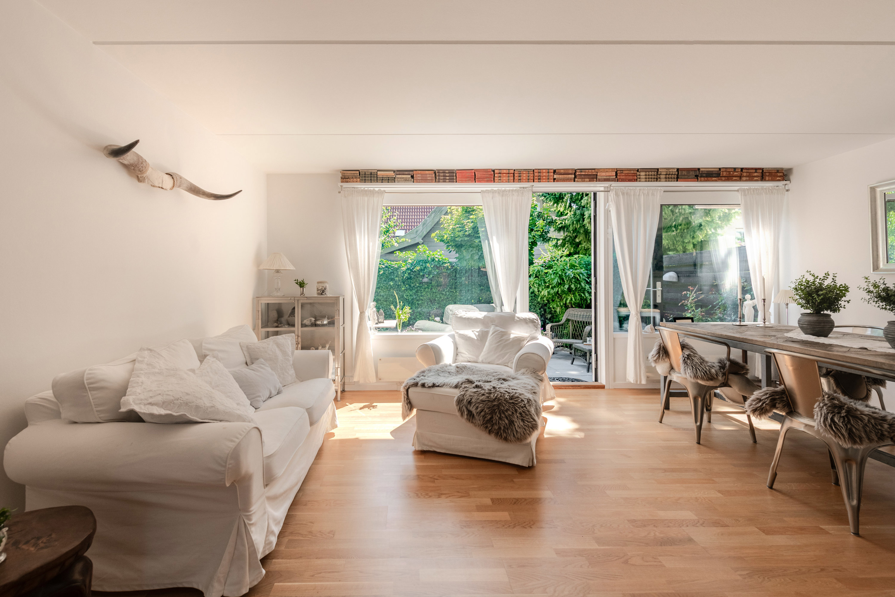 Diskret sag , 2920 Charlottenlund