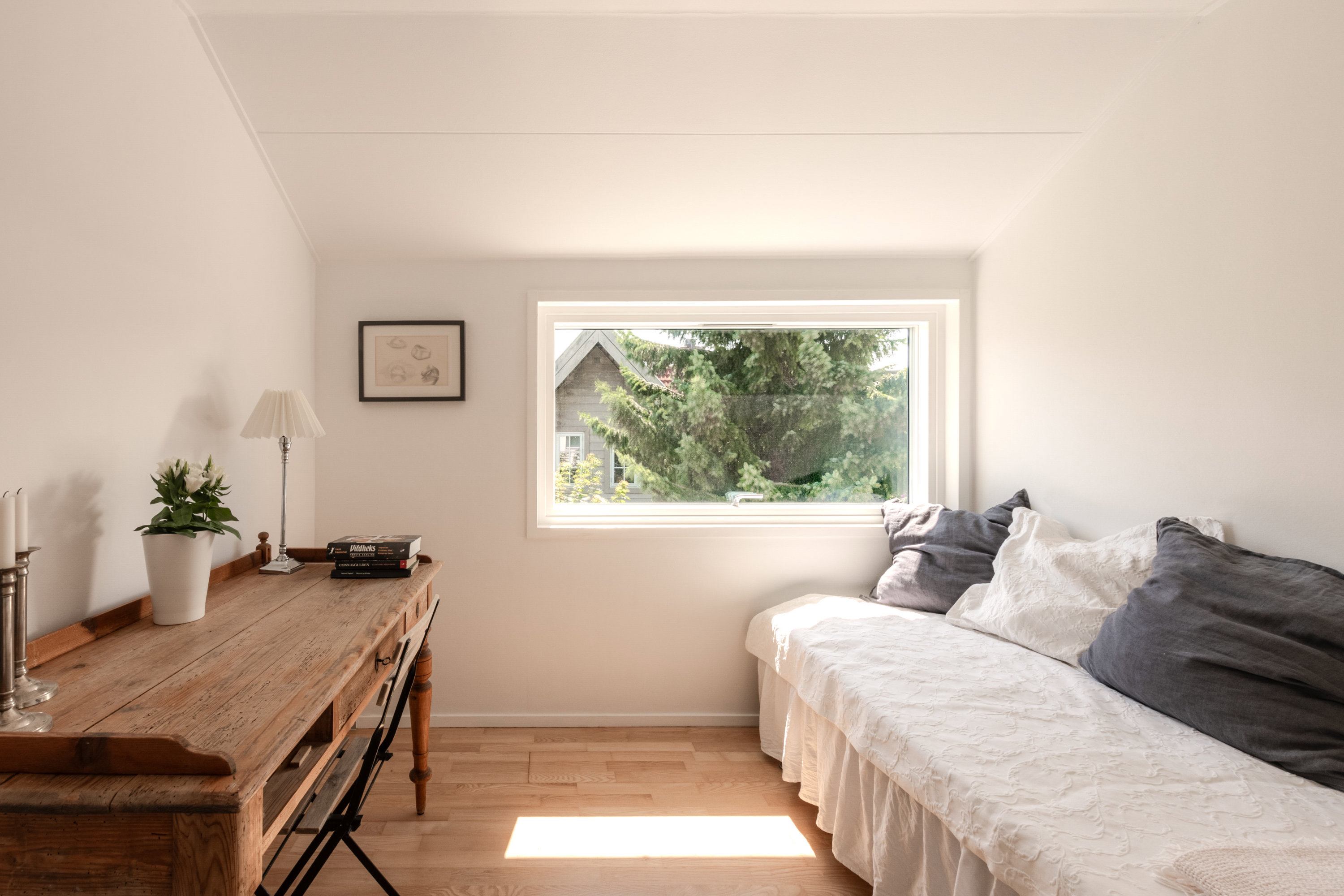 Diskret sag , 2920 Charlottenlund