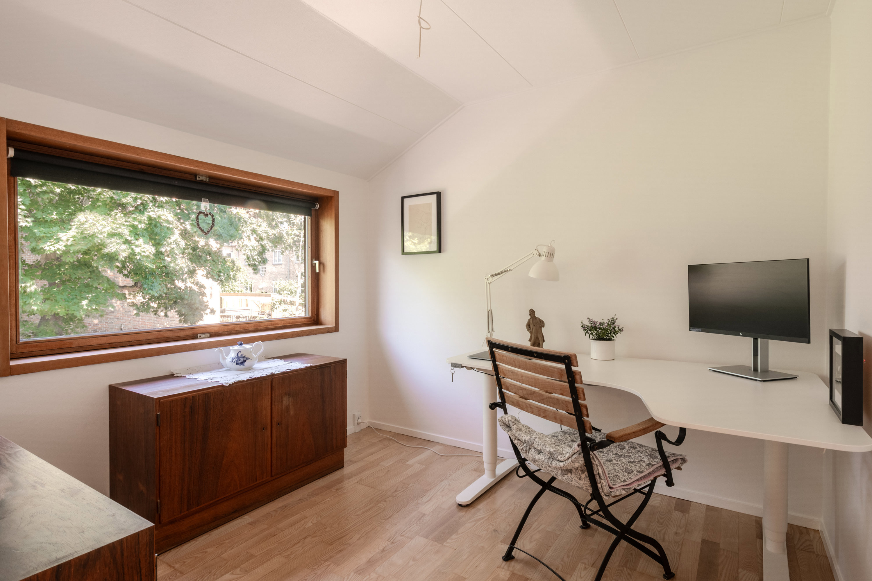Diskret sag , 2920 Charlottenlund