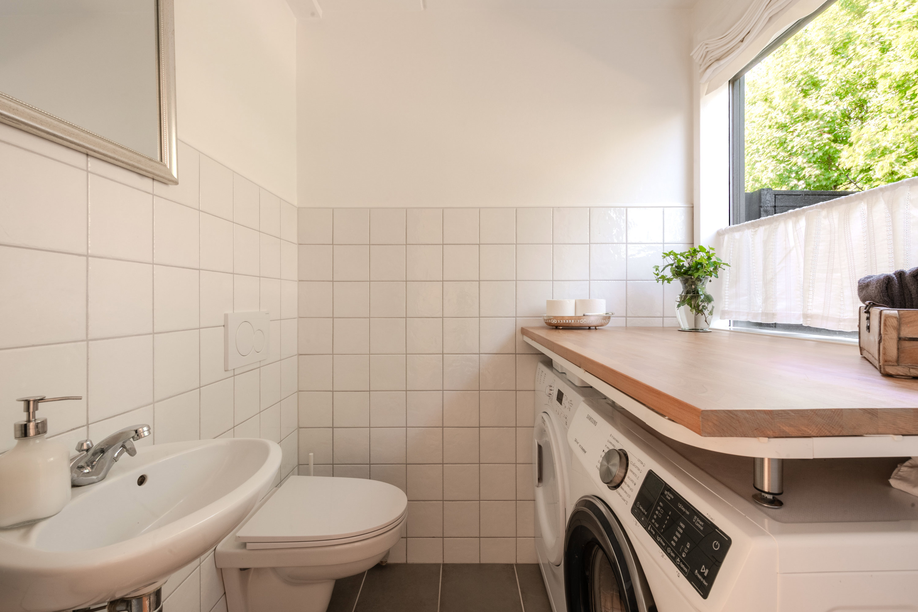 Diskret sag , 2920 Charlottenlund